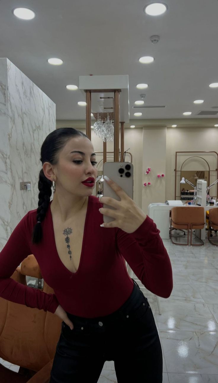 Super Sexy girl Mercy with porn star experience Avilable in Ahmedabad 💯 Genuine service full satisfaction 